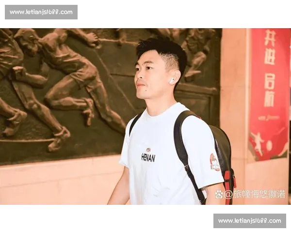 黄紫昌带伤出战创纪录!额眉缝八针仍头球破门