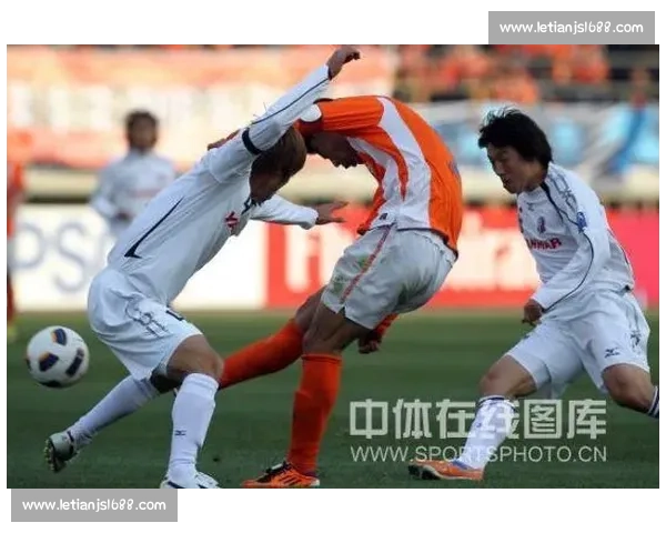 山东鲁能与大阪樱花激战亚洲赛场 谁能笑到最后争锋相对展开生死较量