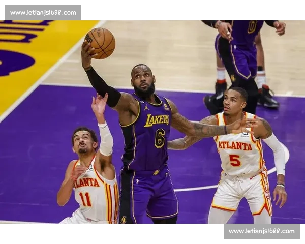 湖人对阵热火数据全景解析詹姆斯与球队攻防表现关键回合影响胜负走势